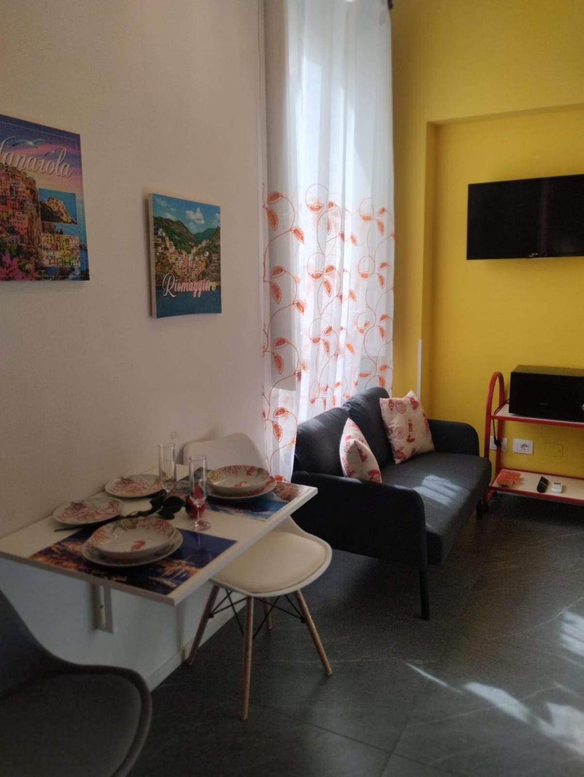 Casa Vacanze Buddy La Tua Base Per Visitare Il Mare Delle Cinque Terre Apartment La Spezia Bagian luar foto